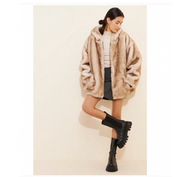 Free People Hannah Hooded Fur Coat - XL - LAST ONE IN STOCK - FACTORY SEALED - Picture 12 of 13